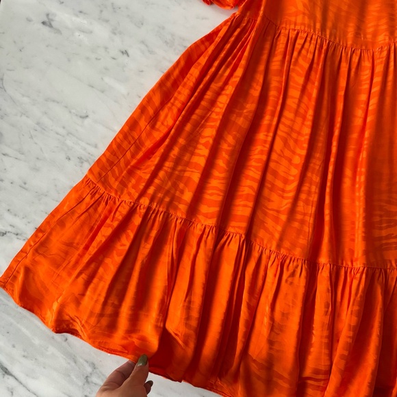 Kenzo Girl’s 12Y Tiered ORANGE TIGER STRIPE Viscose DRESS Wide Sleeves Lined - Picture 2 of 7